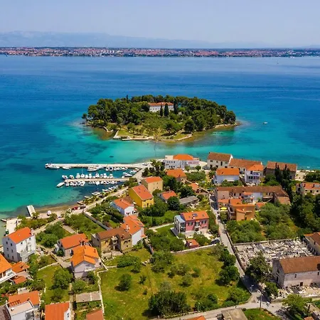 Kranjcec アパート