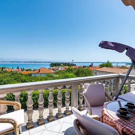 Kranjcec アパート